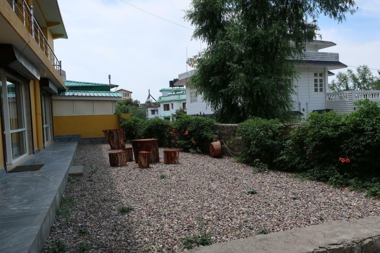 Zhim Zhim Guest House Bir  Exterior photo